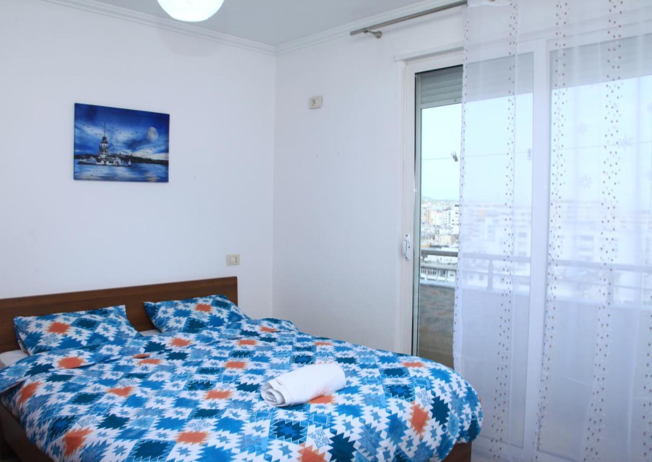 Beautiful Apartment At Port Side! Durres Exterior photo